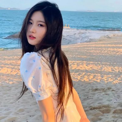 驼路神卦女
